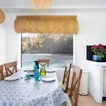 La Mar Del Caleton